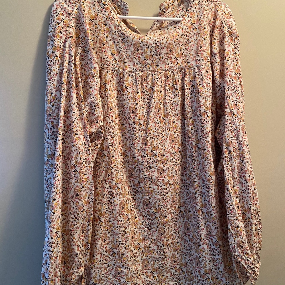 Floral shirt from Old Navy size XL